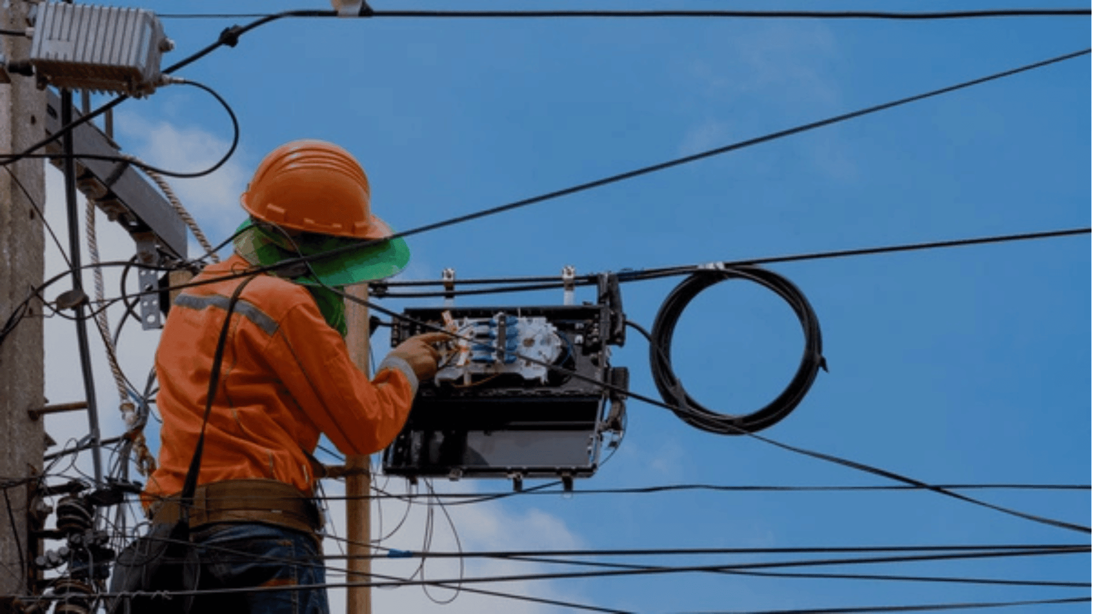 Outdoor fiber optic cable installation: OSP fiber cables for durable networking