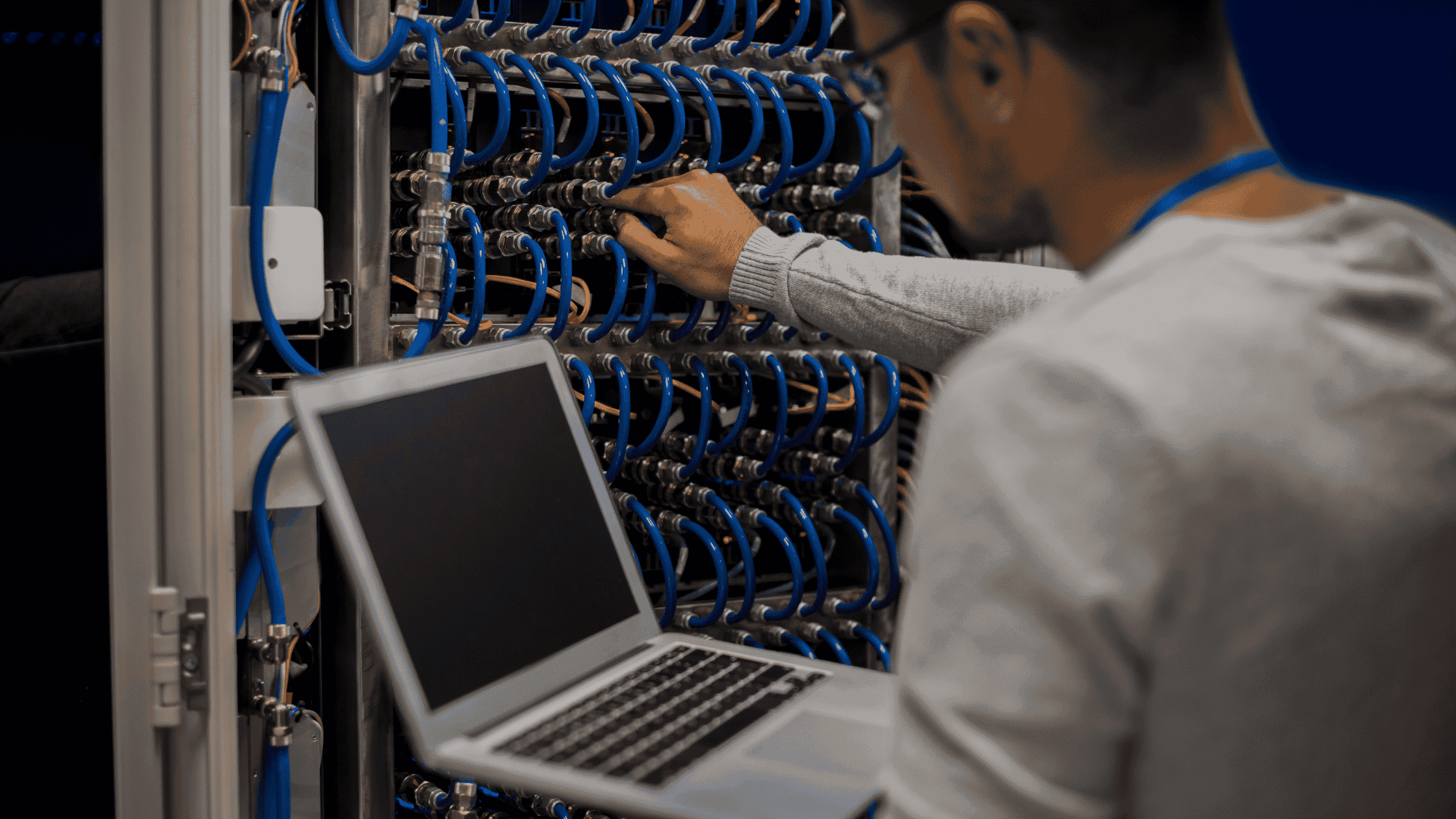Structured cabling network ensuring zero downtime and business continuity
